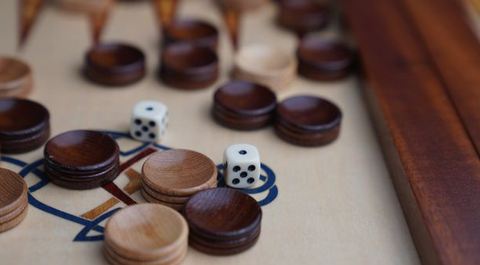 tiến lên Debet